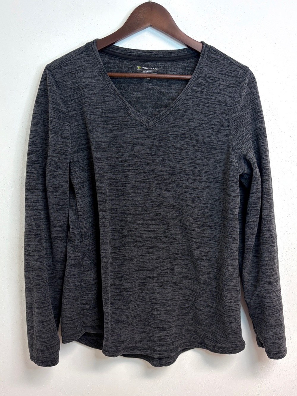 tek gear Charcoal V-Neck Women's Sweater long sleeve thermal